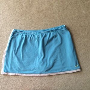 Nike tennis skirt Size L