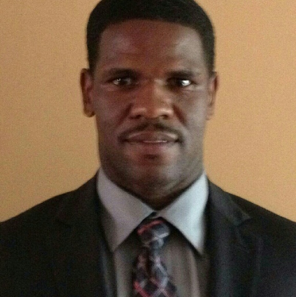 Meet your Posher, Chris - Picture 1 of 1
