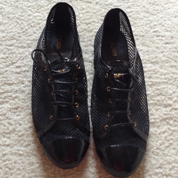 ⭐️SALE⭐️Fendi black netted sneakers in size 41