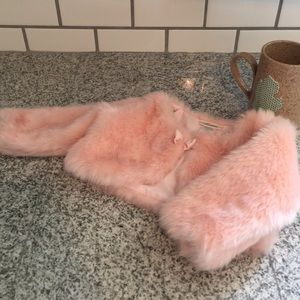 12month faux fur jacket in pink! ❤️