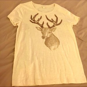 Cream colored tee with beaded deer