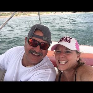 Meet your Posher, Cyndi