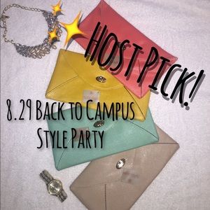 ✨HP✨ Envelope Clutch by The Royal Standard