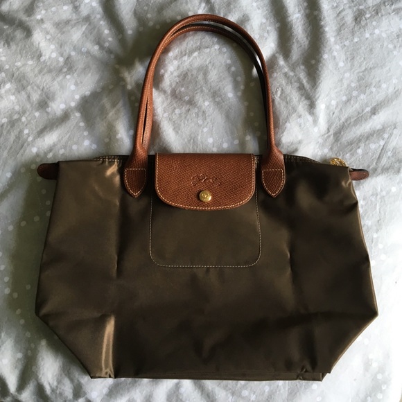 Longchamp NWOT small tote in olive green