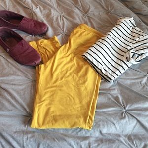 NWOT lularoe tall and curvy mustard leggings