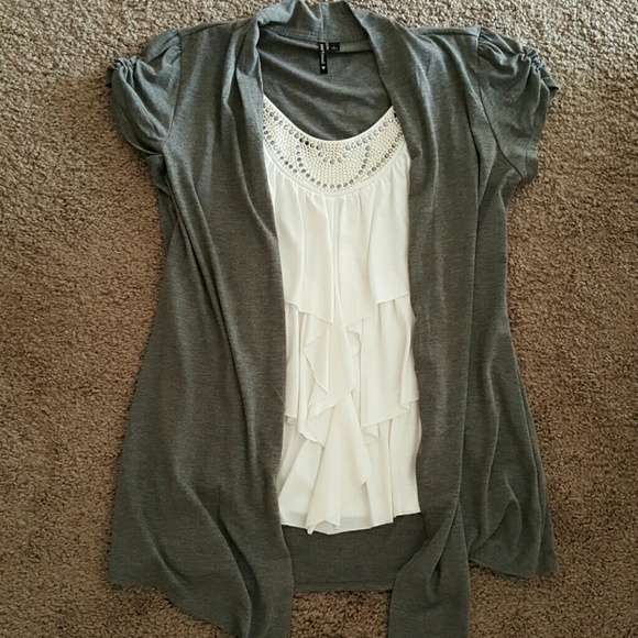 *Price Reduced* Heartsoul blouse