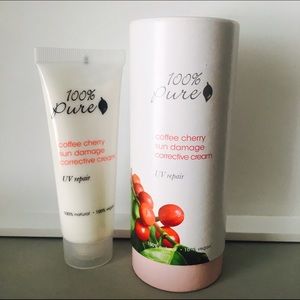 Coffee cherry face cream