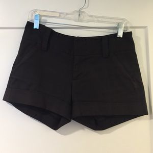 Alice and Olivia cady cuff black shorts