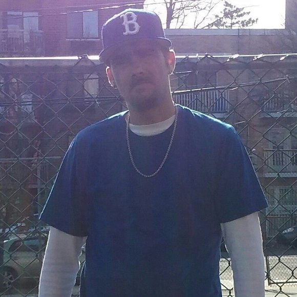 Meet your Posher, Chuck - Picture 1 of 1