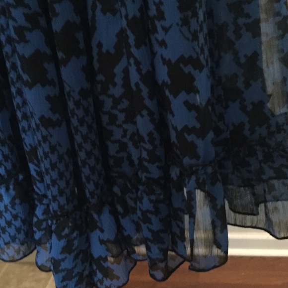 Double Zero Mid Length Flowy Dress SZ Med - Picture 3 of 4