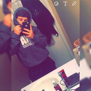 Meet your Posher, Dakota