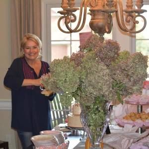 Meet your Posher, Georgeann