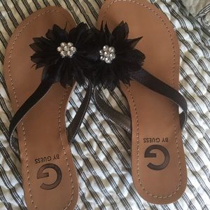Guess flower sandals