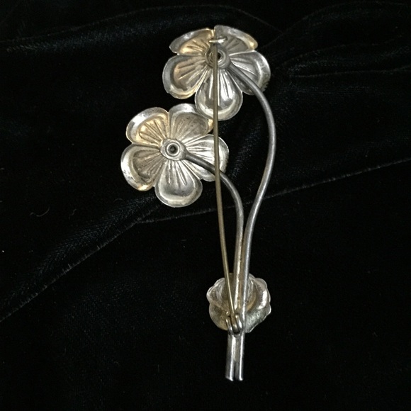 Vintage silver pin - Picture 2 of 4