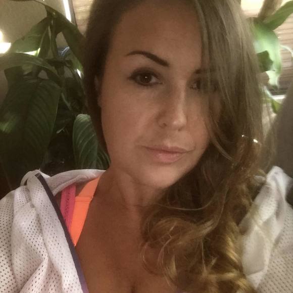 Meet your Posher, Savannah