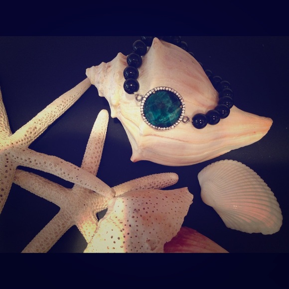 Black onyx and Aventurine handmade gem bracelet