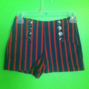 Super cute high waisted shorts