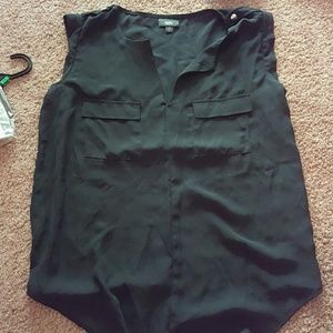 Black mossimo tank top with shoulder studs