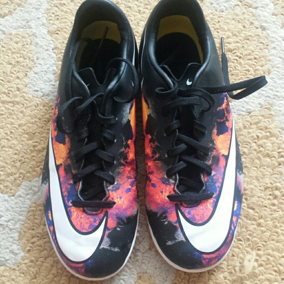 Youth size 4.5 Nike Mercurial CR7s - Picture 3 of 4