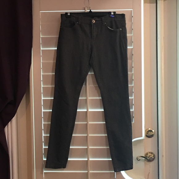 Gray skinny jeans