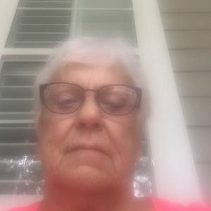 Meet your Posher, Annette