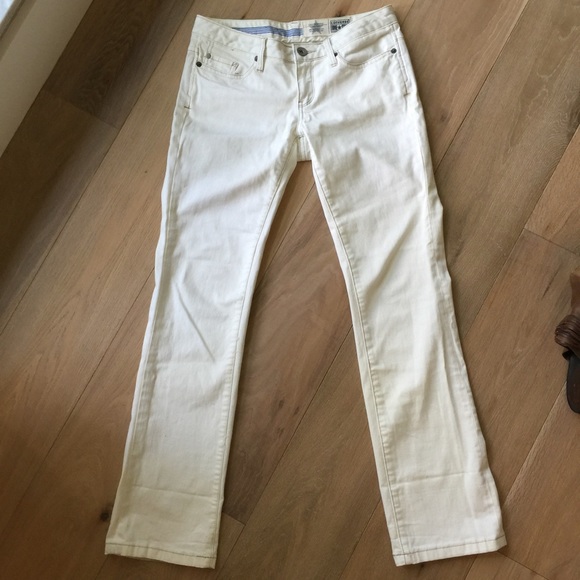 White Jeans in EUC - Picture 3 of 4