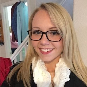 Meet your Posher, Christy