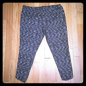 Women's workout leggings