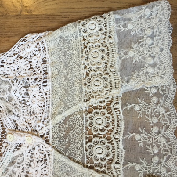 Open Back Lace Tank - Picture 3 of 3