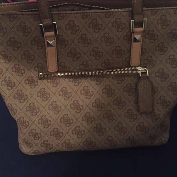 GUESS Purse - Picture 3 of 4