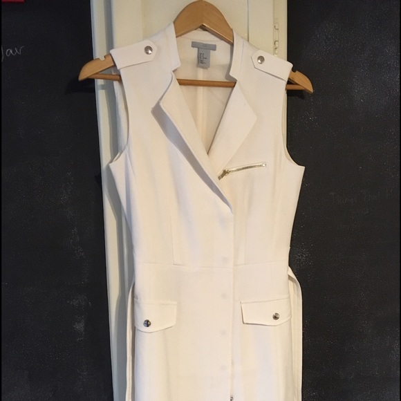 White structured dress