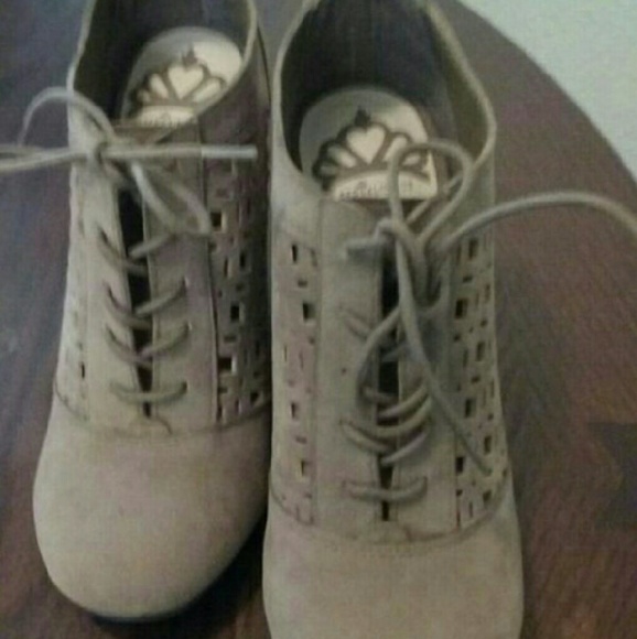 Wedges size 6