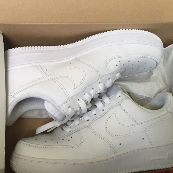 Nike Shoes - Nike Air Force 1