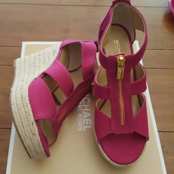 MICHAEL Michael Kors Shoes - Michael Kors Damita Wedge Fuscia heels 5.5 NIB
