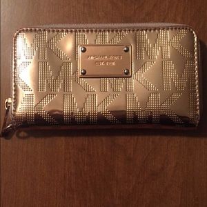 Rose gold Michael Kors wallet