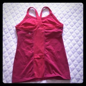 Lululemon tank with key stash pocket on back.