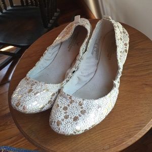 Gold & Lace Ballerina Slippers. Sz 9