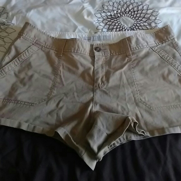 Khaki shorts