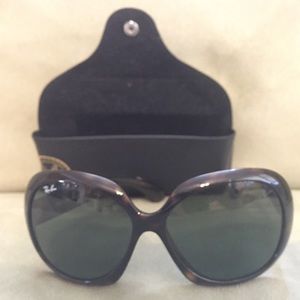 Sunglasses only worn a few times