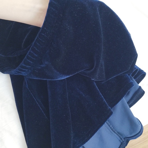 🔹🔷Blue Velvet maxi skirt🔷🔹 - Picture 3 of 4