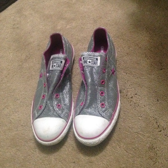 Silver slip-on One Star converse