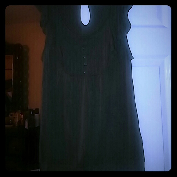 Twentyone blouse in Hunter green  medium EUC