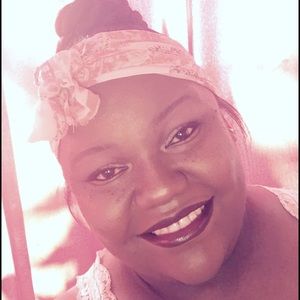 Meet your Posher, Tanya