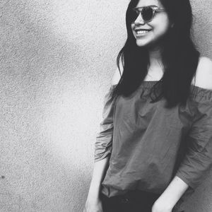 Meet your Posher, Phoenix