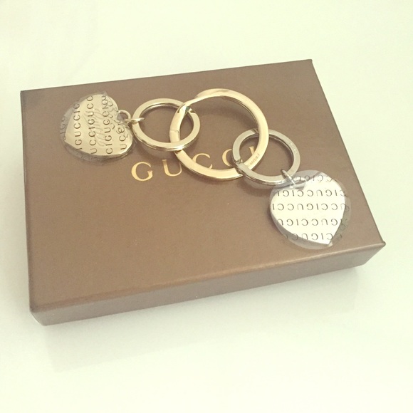 Gucci hearts metal keychain
