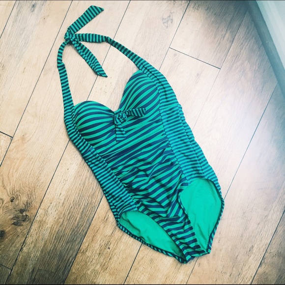 STRIPED ONE-PIECE BATHING SUIT