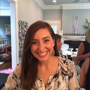 Meet your Posher, Brooke