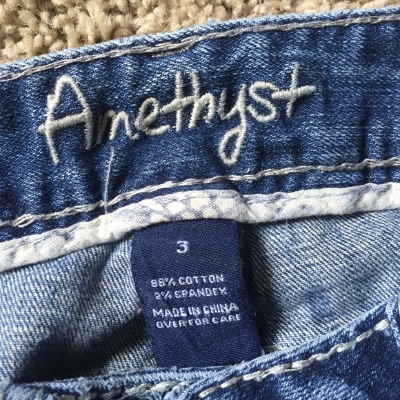 Amethyst jeans - Picture 3 of 3