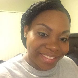 Meet your Posher, Courtney