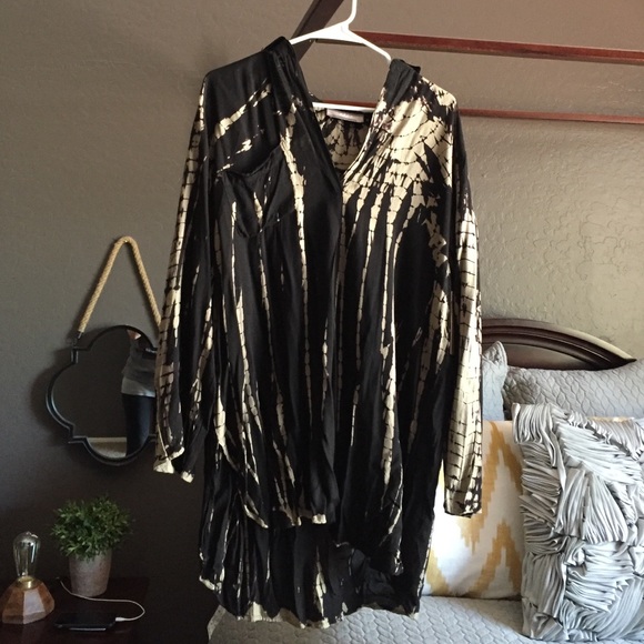 Lizard Thicket brand blouse